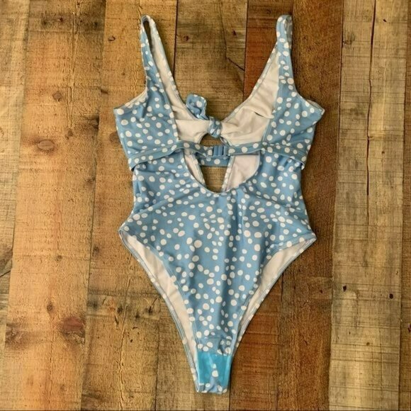 ASOS peek and beau fuller bust cut out swimsuit in blue and white polka dot - Picture 5 of 8